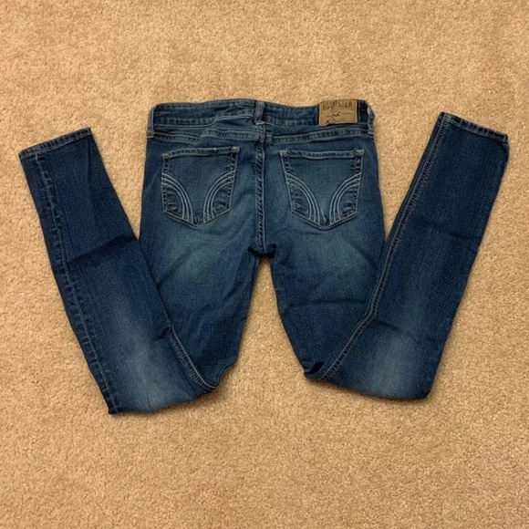 Hollister Jeans - Picture 2 of 2